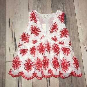 NWT Francesca’s Small Red/White Sleeveless Blouse